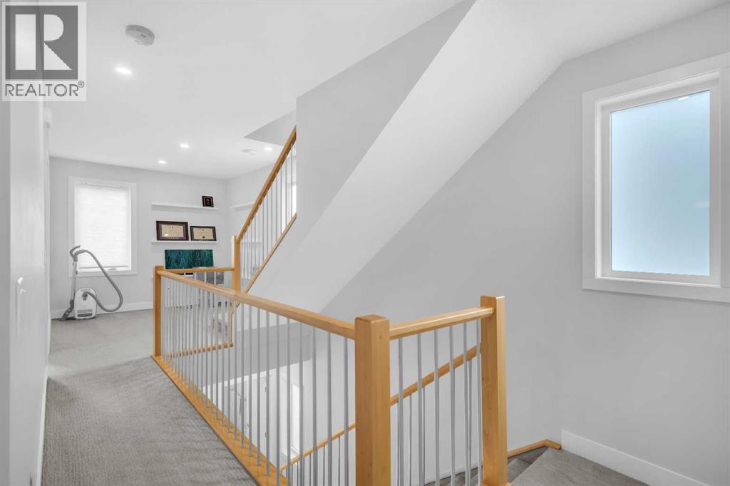 Photo 15 of 101 1921 27 Street Sw, Calgary AB