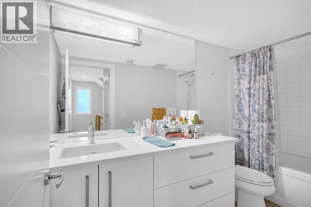 Photo 18 of 101 1921 27 Street Sw, Calgary AB