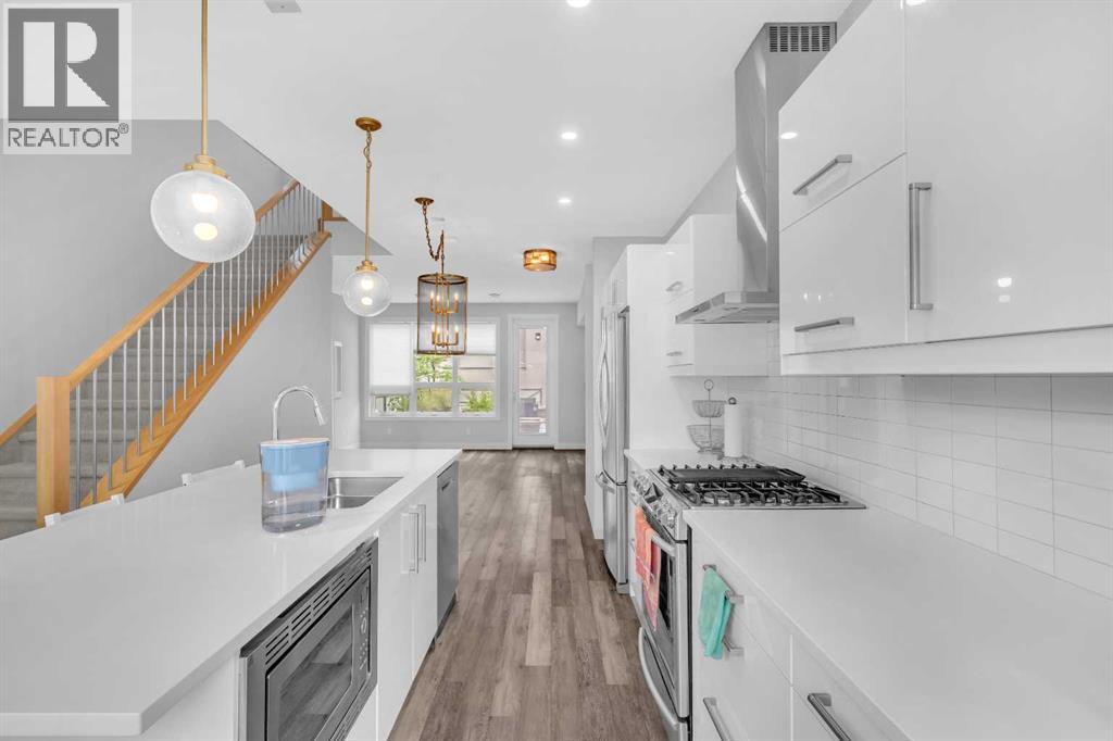 Photo 12 of 101 1921 27 Street Sw, Calgary AB