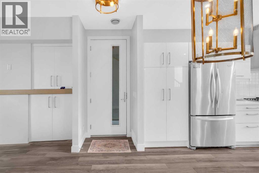Photo 4 of 101 1921 27 Street Sw, Calgary AB
