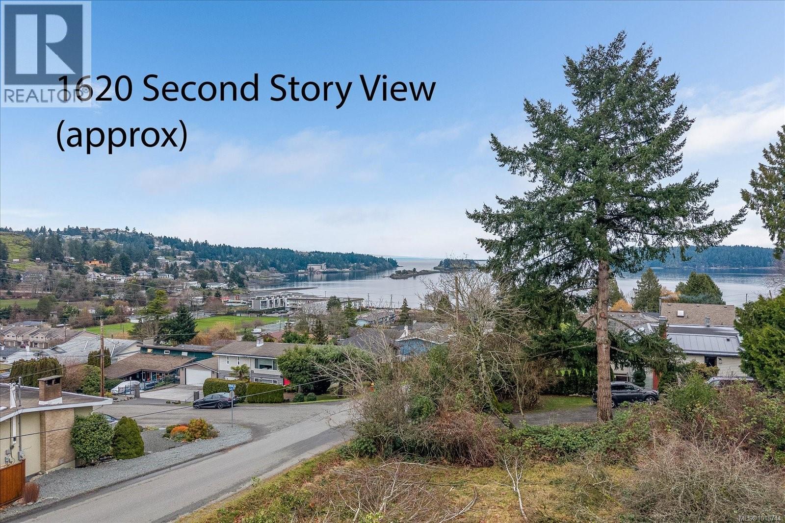 Photo 3 of 1620 Loat St, Nanaimo BC
