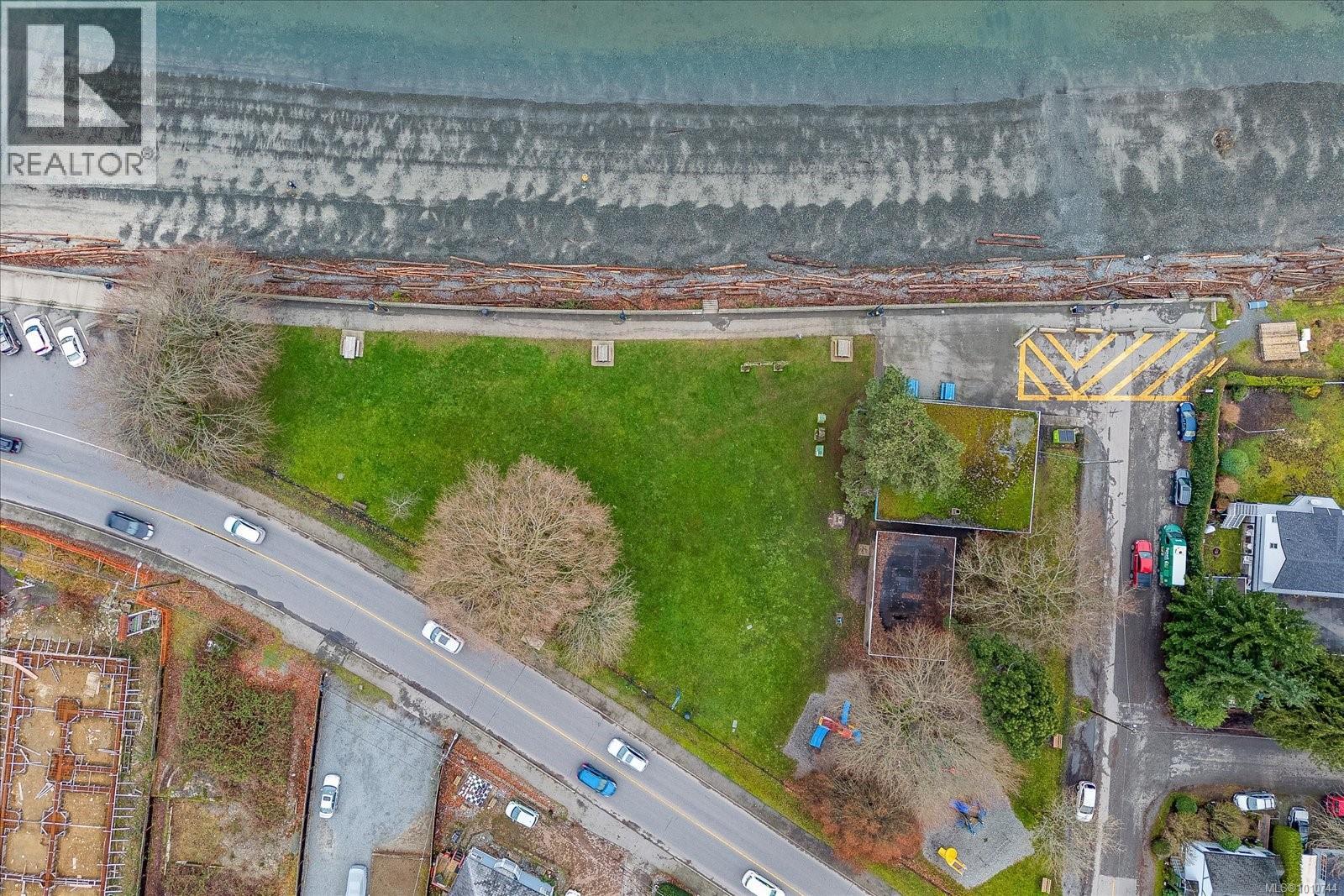 Photo 9 of 1620 Loat St, Nanaimo BC