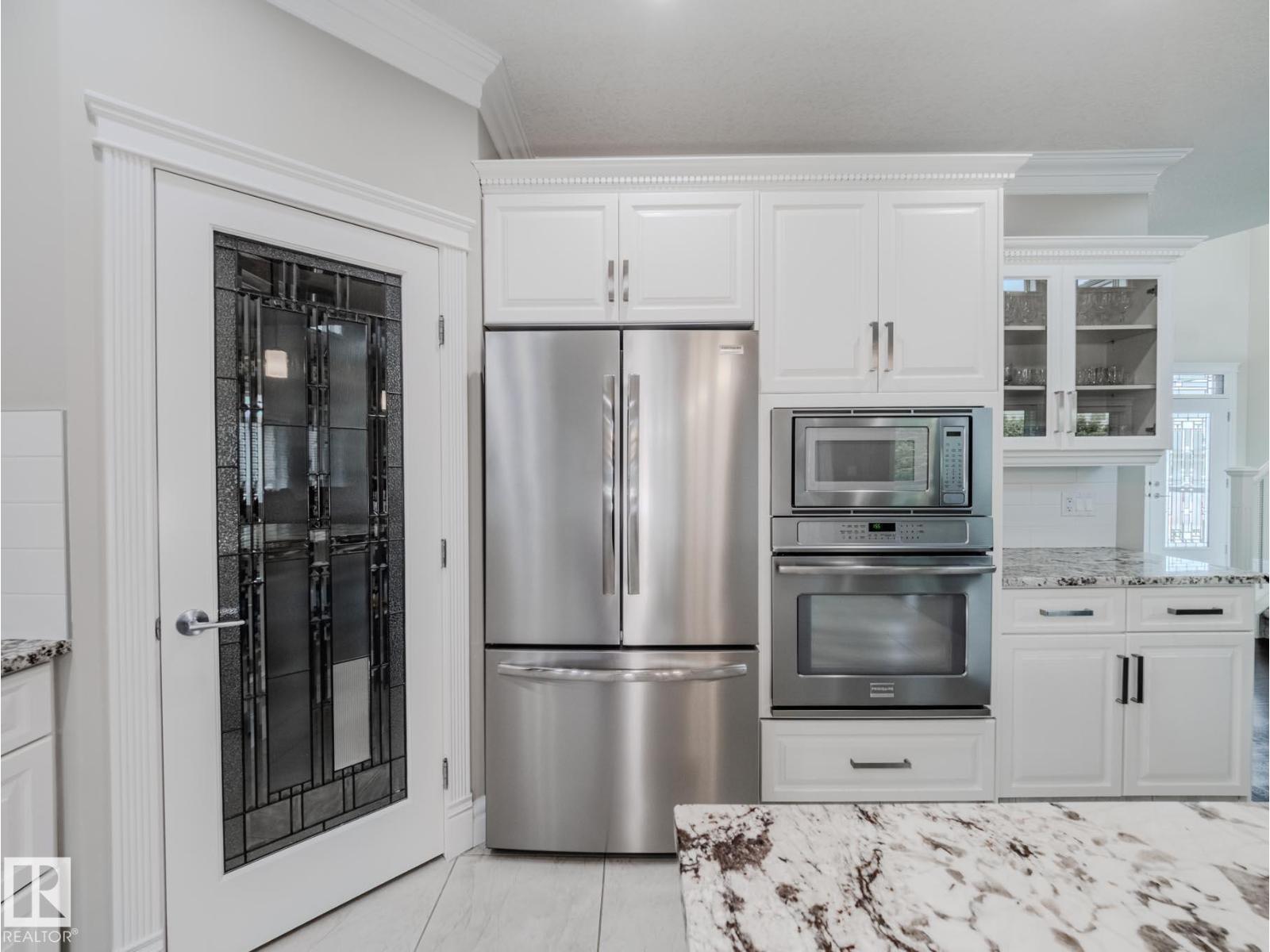 Photo 13 of 1606 Adamson Cl Sw, Edmonton AB