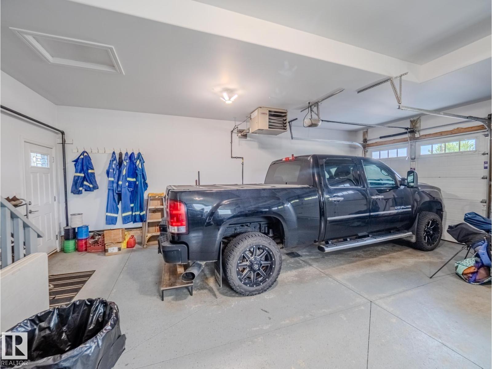 Photo 3 of 1606 Adamson Cl Sw, Edmonton AB