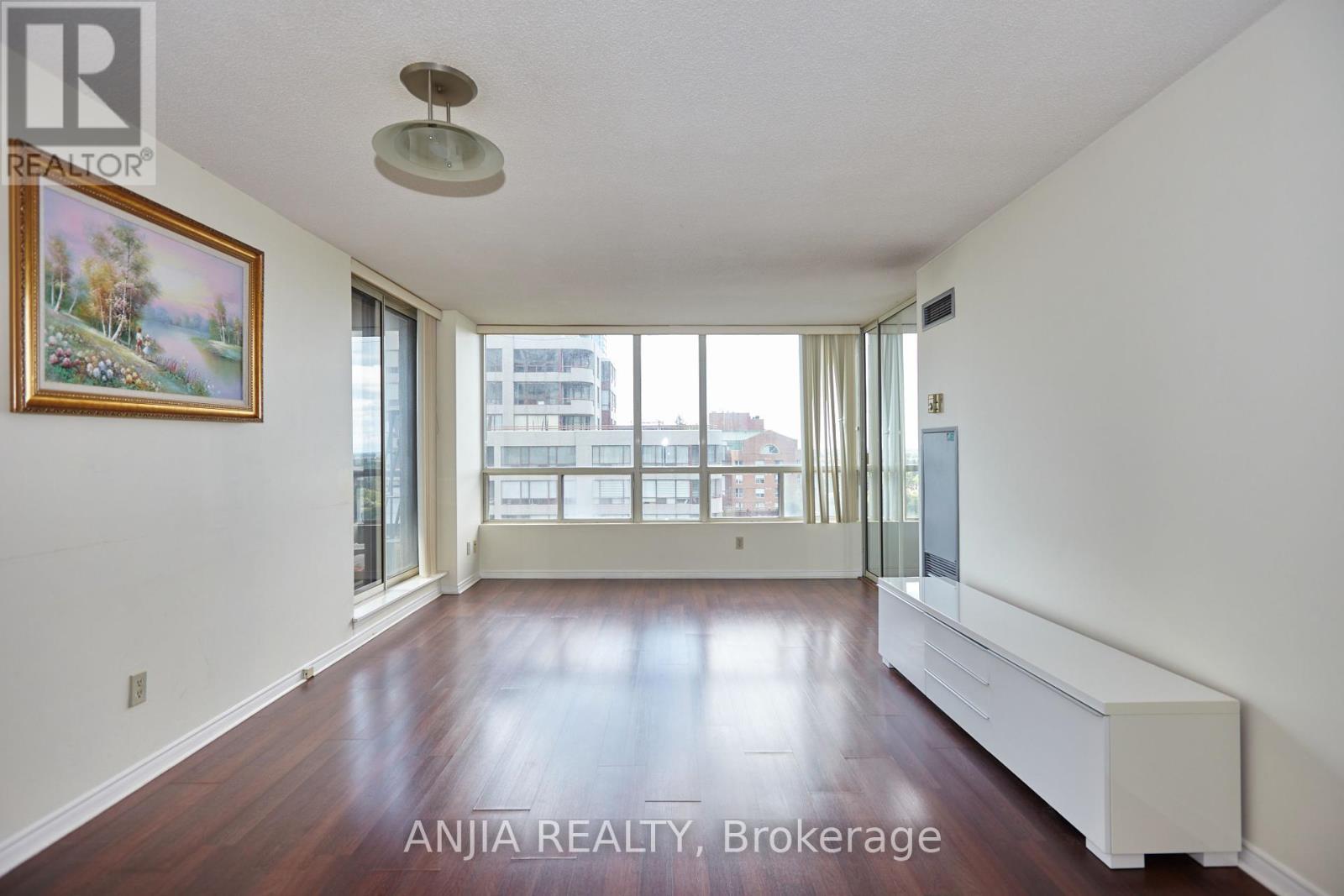 Photo 1 of 1206 5765 Yonge Street Ne, Toronto ON