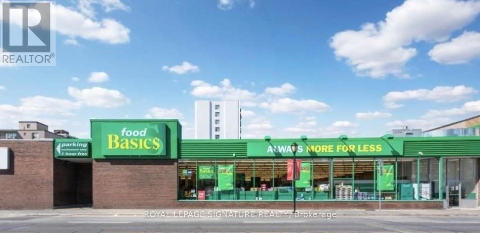 Photo 21 of Upper 1063 Pape Avenue, Toronto ON
