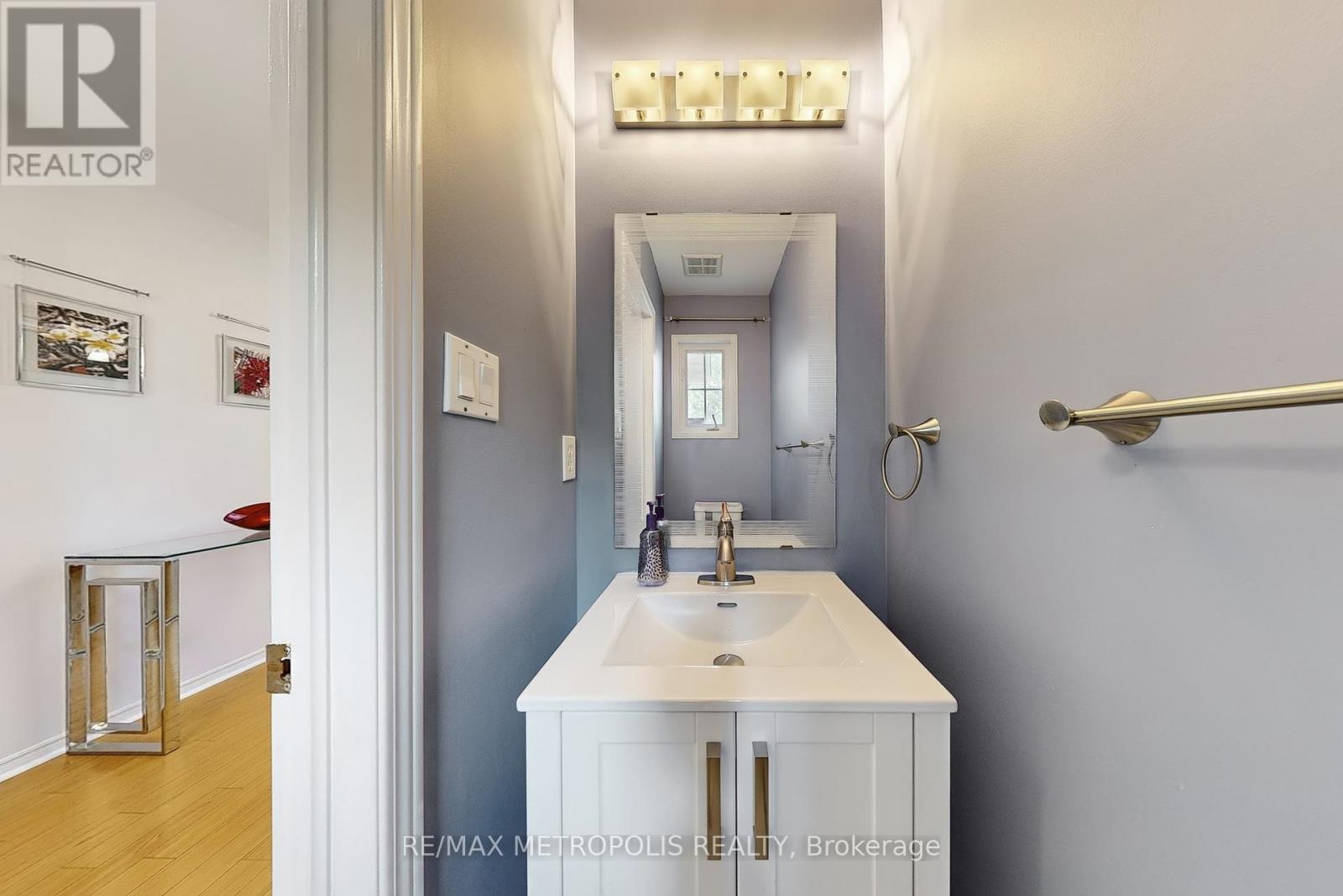 Photo 17 of 175 Roxbury Street, Markham ON