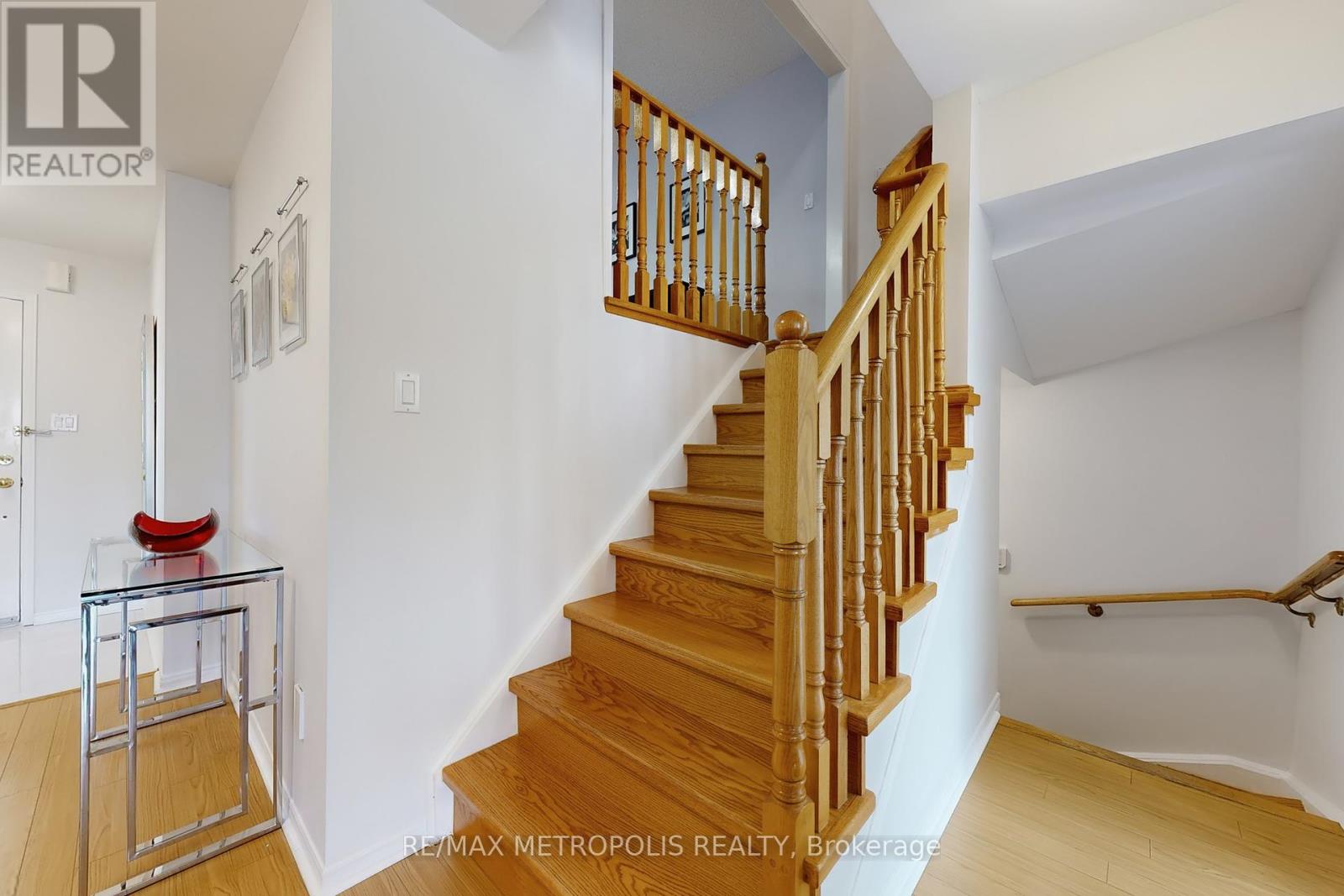 Photo 21 of 175 Roxbury Street, Markham ON