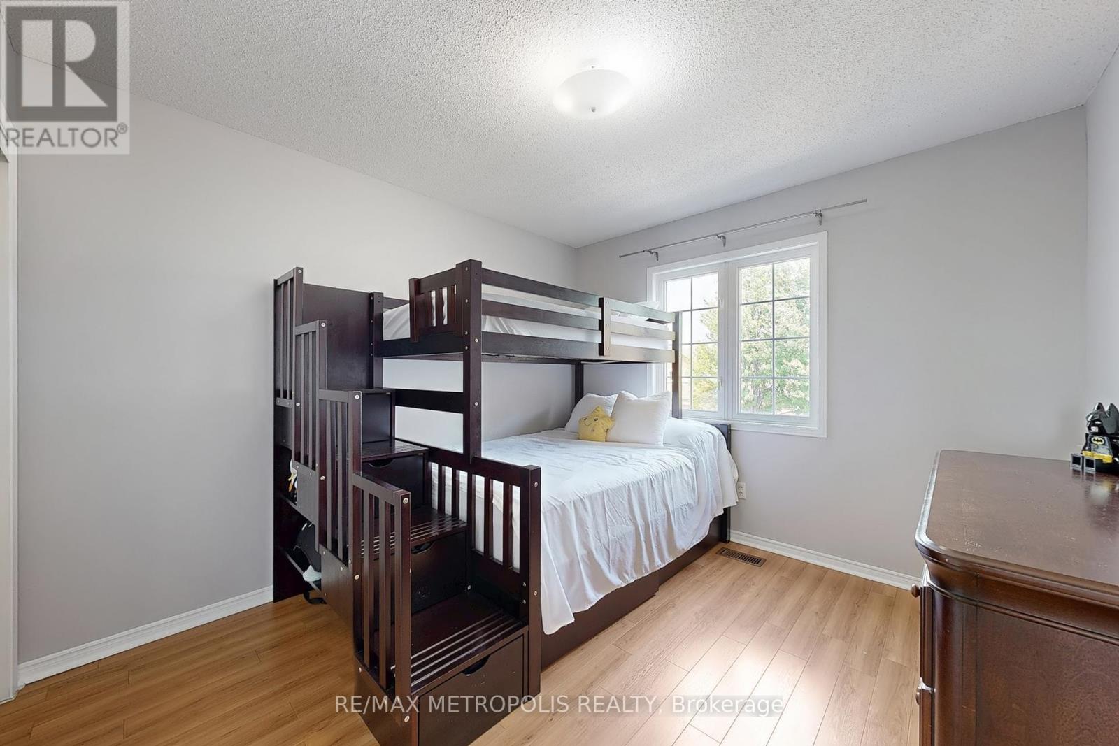 Photo 33 of 175 Roxbury Street, Markham ON