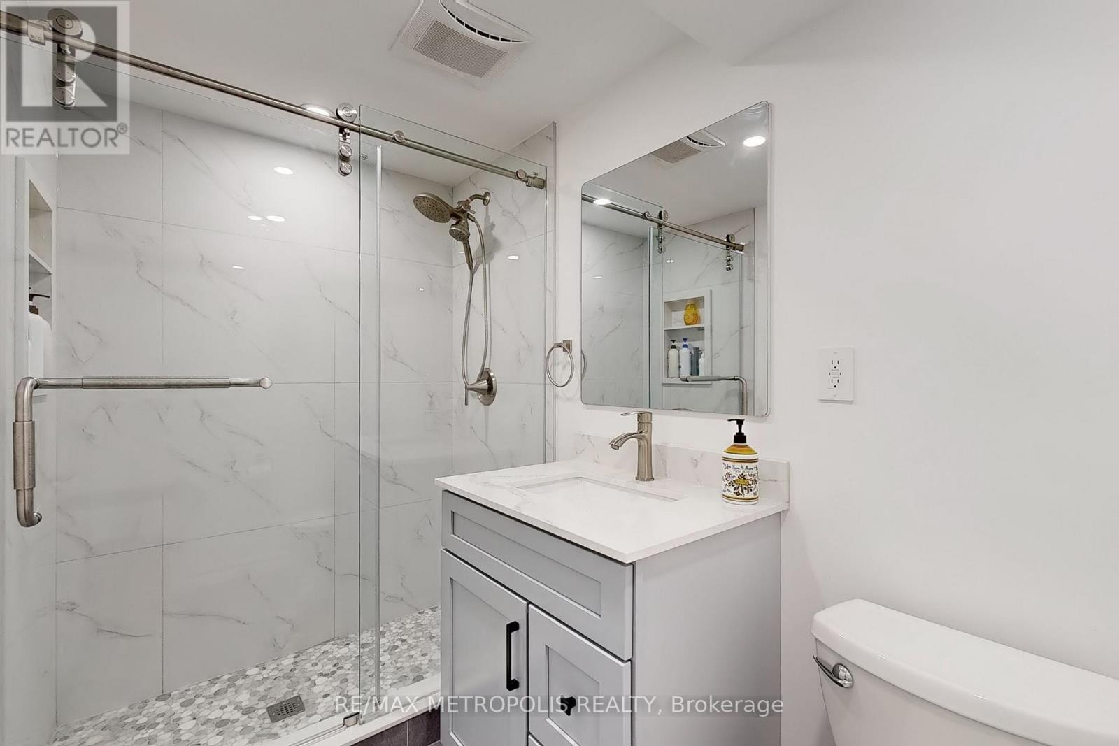 Photo 46 of 175 Roxbury Street, Markham ON