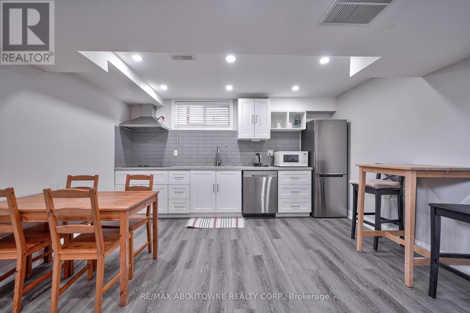 Photo 12 of Lower 195 Greti Drive, Hamilton ON