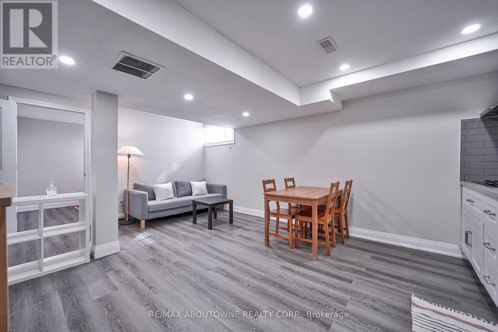 Photo 18 of Lower 195 Greti Drive, Hamilton ON