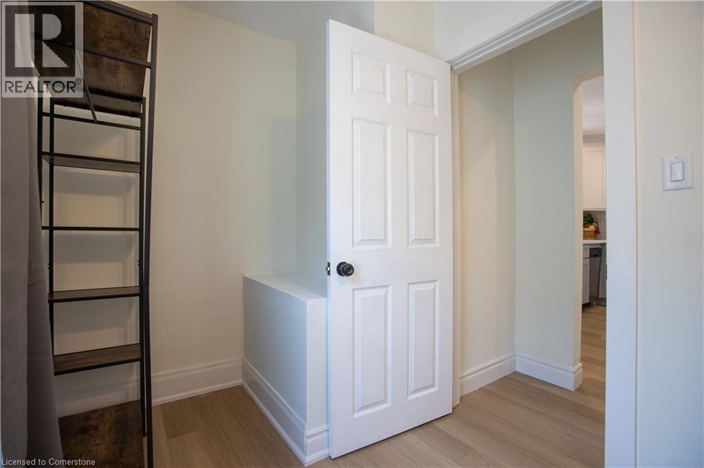 Photo 20 of 35 St Peter Street, St Catharines ON