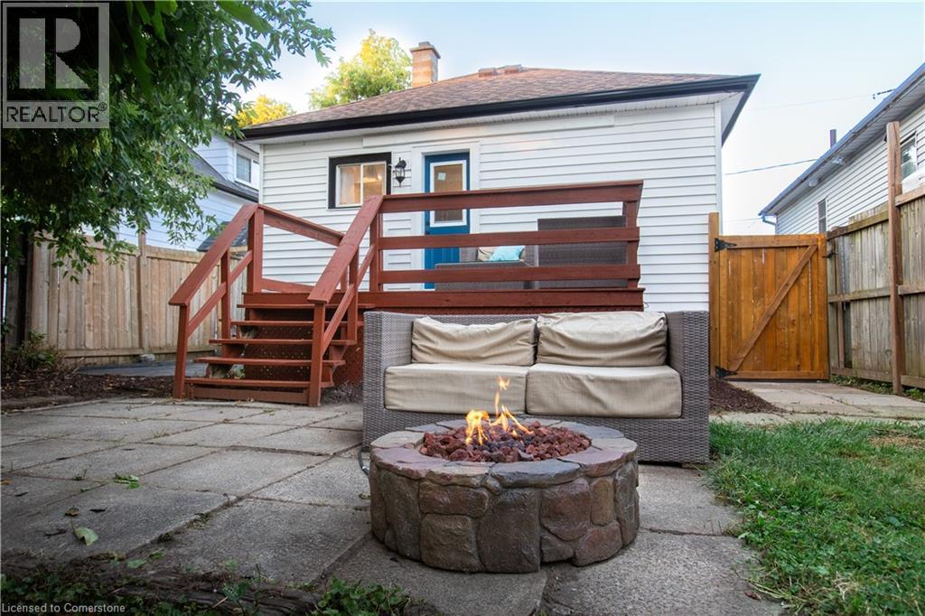 Photo 27 of 35 St Peter Street, St Catharines ON
