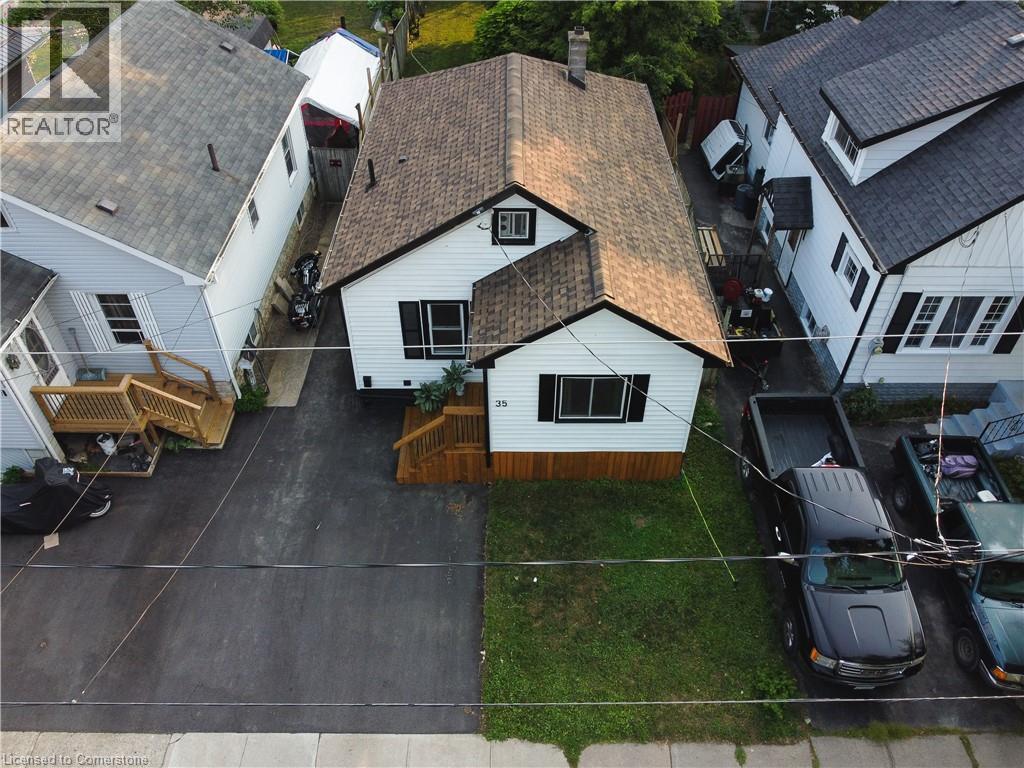 Photo 29 of 35 St Peter Street, St Catharines ON