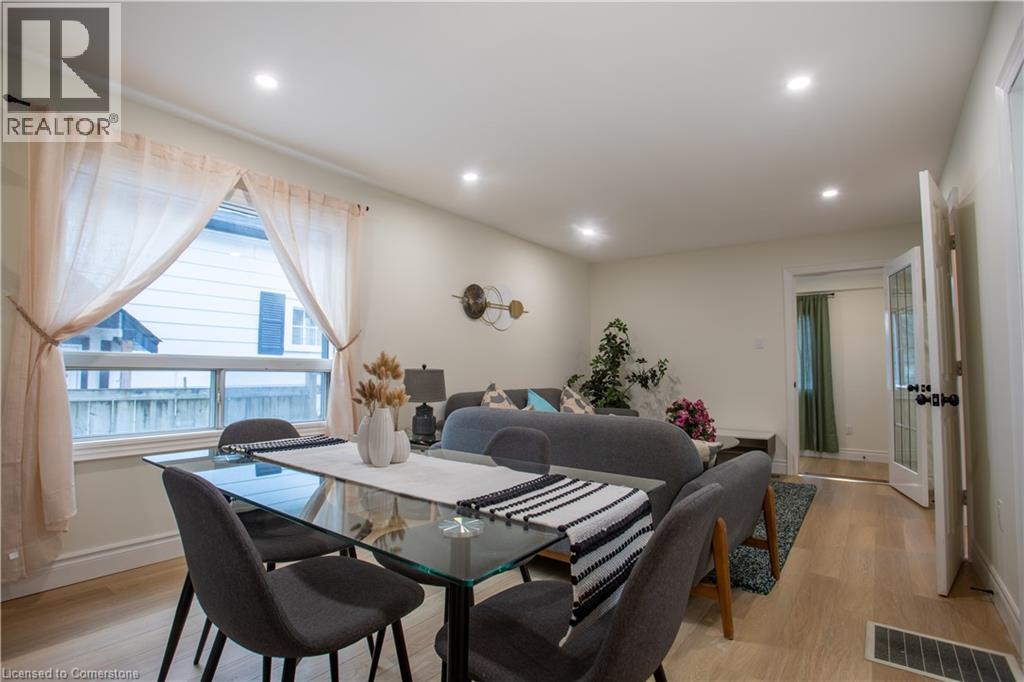 Photo 7 of 35 St Peter Street, St Catharines ON