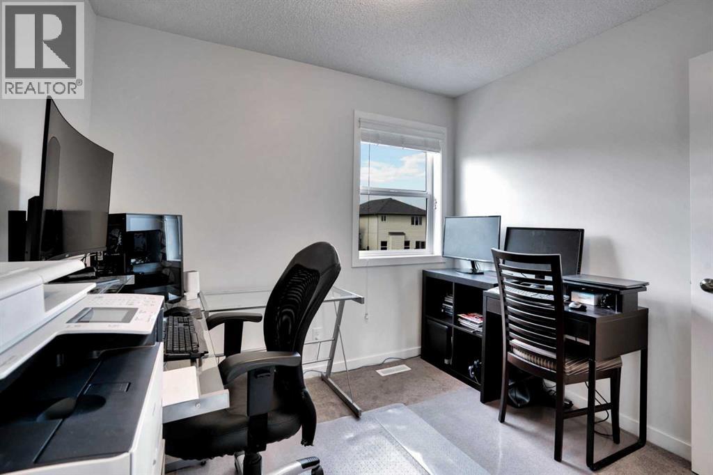 162 Chaparral Valley Square SE, Calgary, Alberta