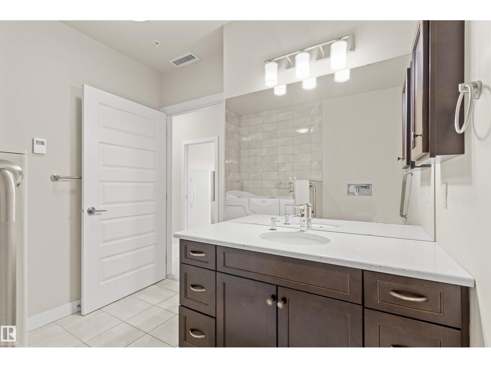 Photo 21 of 1406 2755 109 St Nw, Edmonton AB