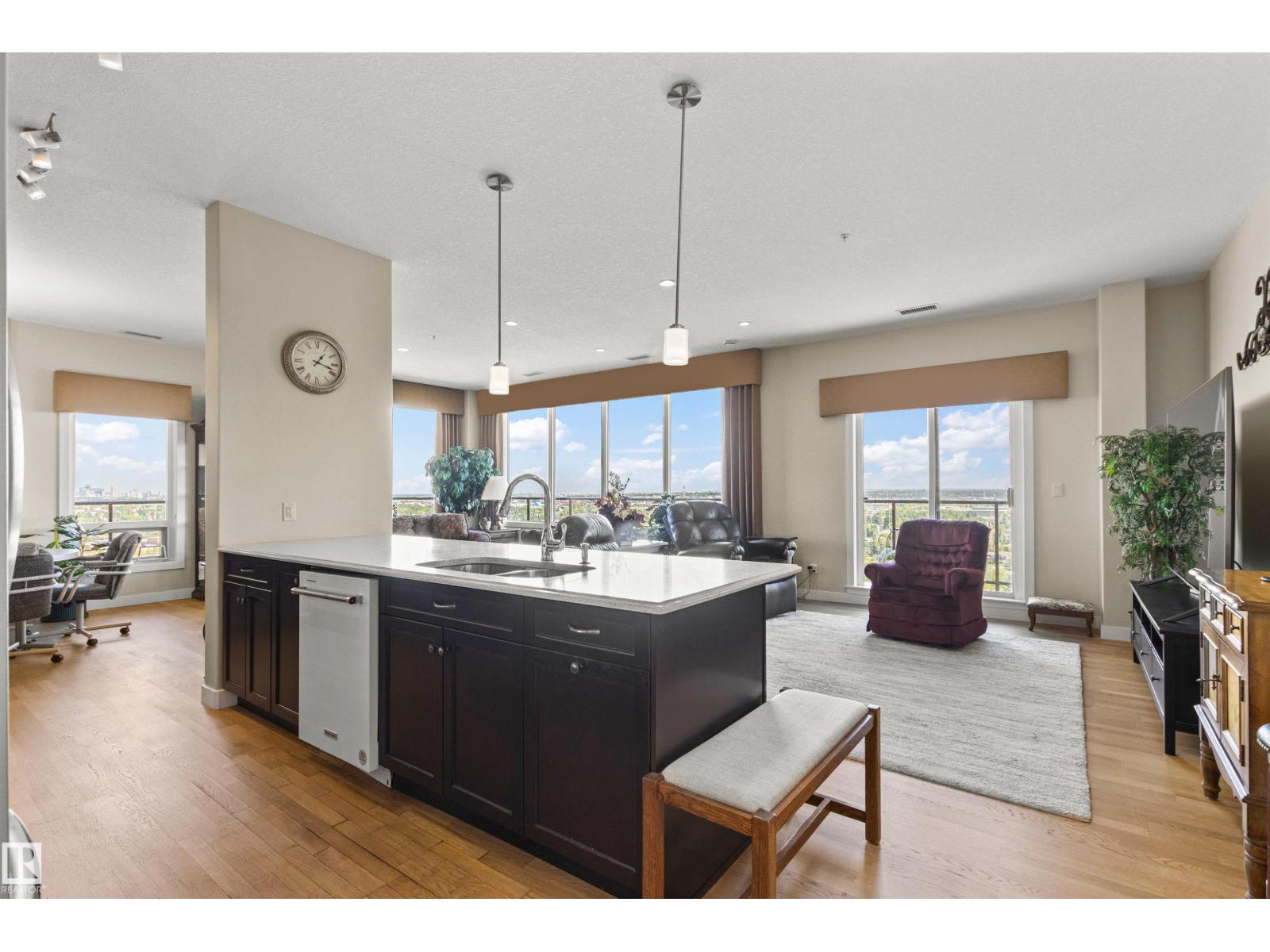 Photo 3 of 1406 2755 109 St Nw, Edmonton AB