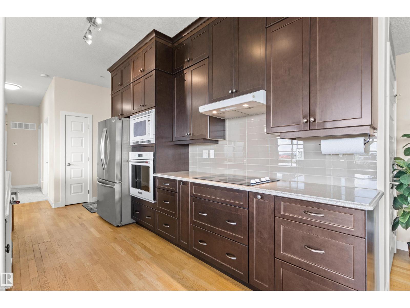 Photo 5 of 1406 2755 109 St Nw, Edmonton AB