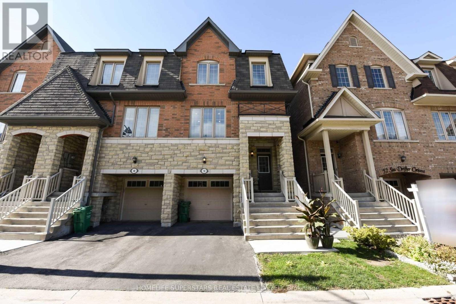 Photo 2 of 50 Sea Drifter Crescent, Brampton ON