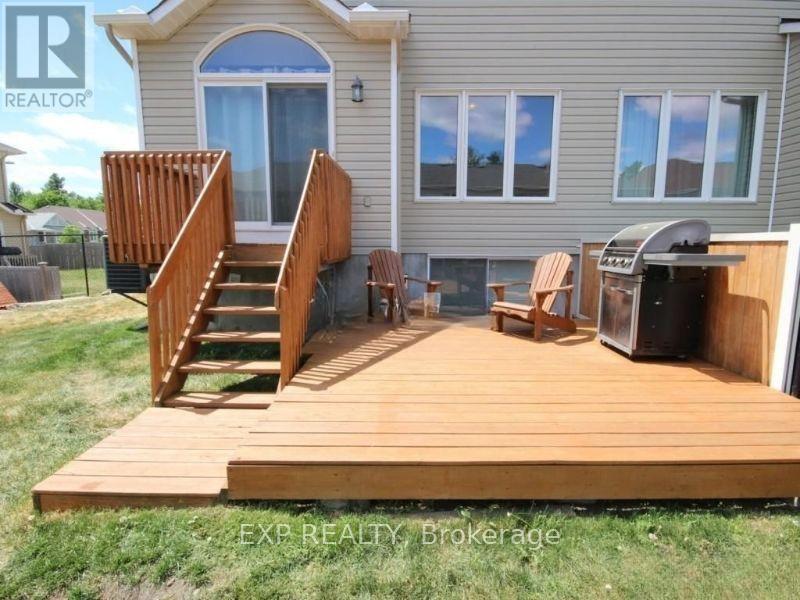 Photo 1 of 249 Hunterbrook Street N, Ottawa ON