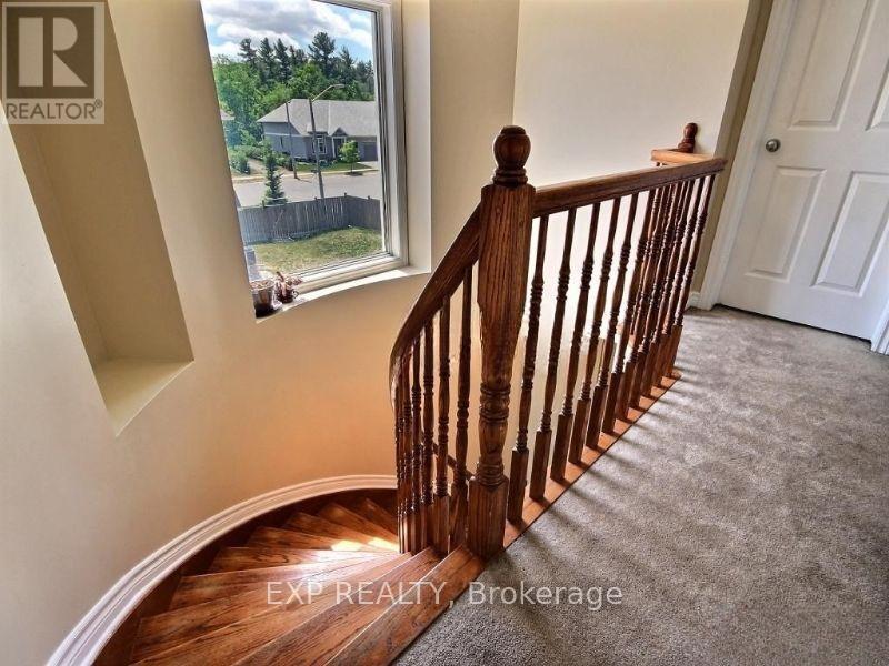 Photo 14 of 249 Hunterbrook Street N, Ottawa ON