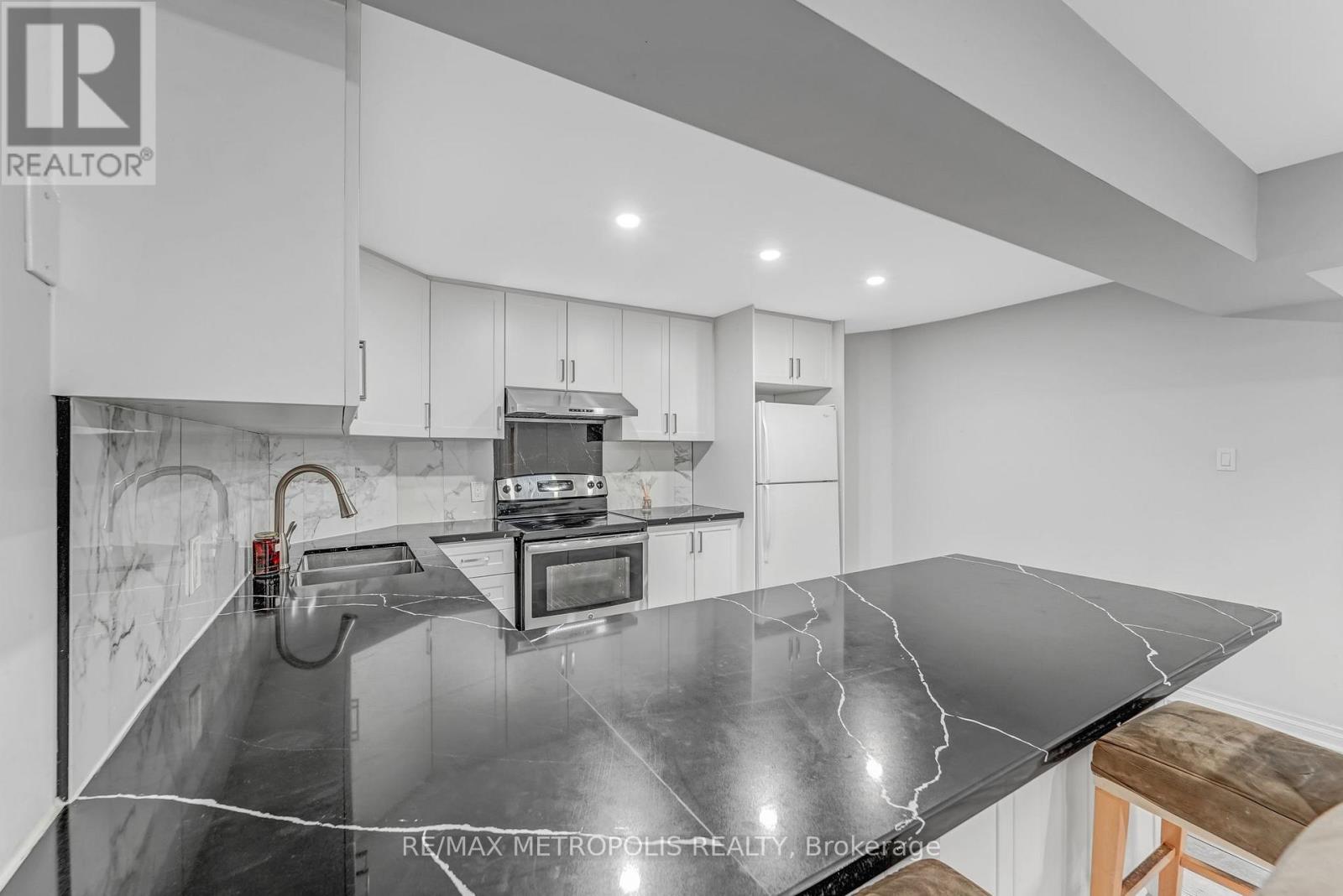 Photo 4 of Basement 1030 Rouge Valley Drive, Pickering ON