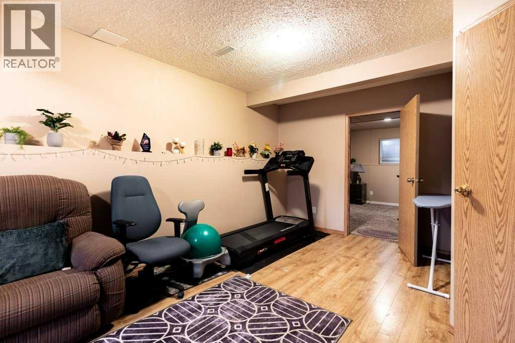 Photo 23 of 126 Martin Crossing Manor Ne, Calgary AB