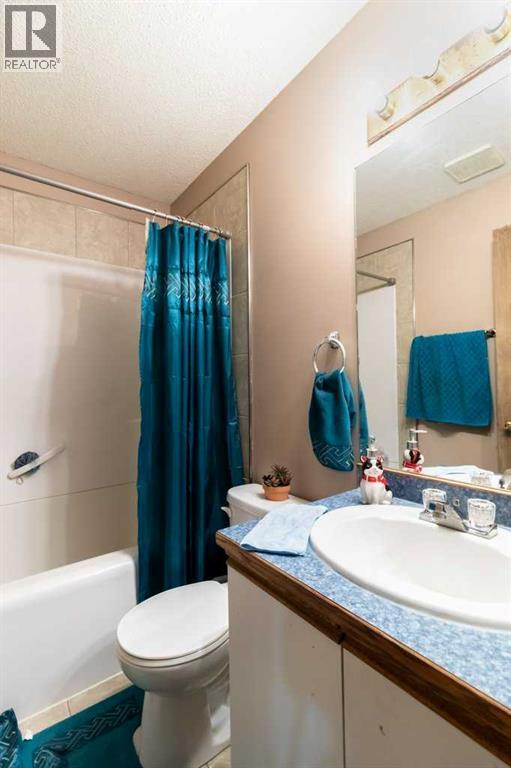Photo 3 of 126 Martin Crossing Manor Ne, Calgary AB