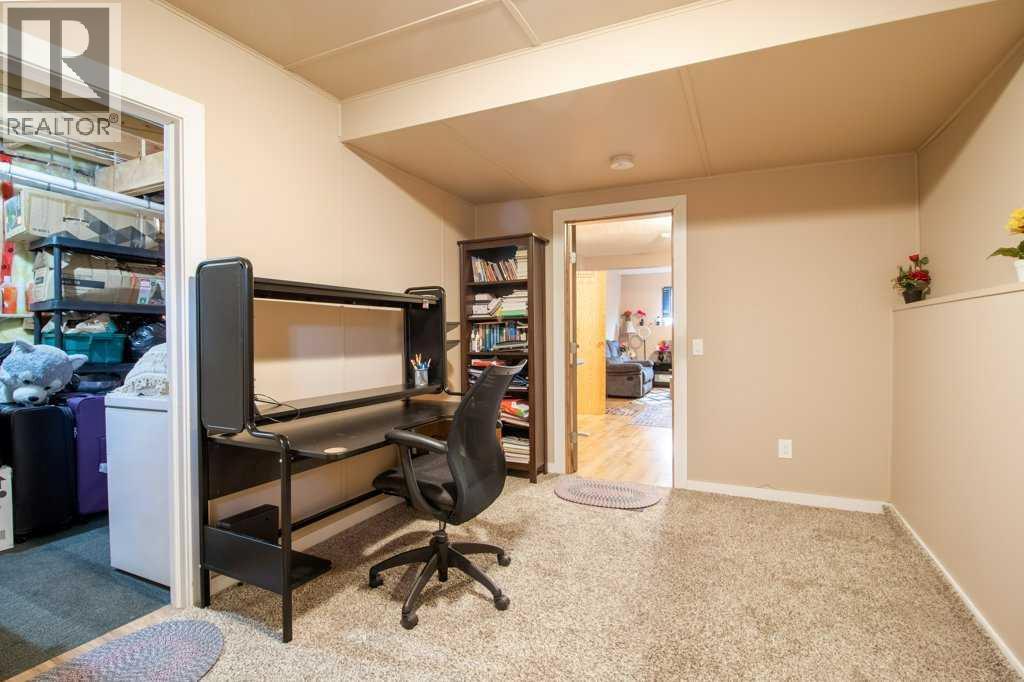 Photo 19 of 126 Martin Crossing Manor Ne, Calgary AB
