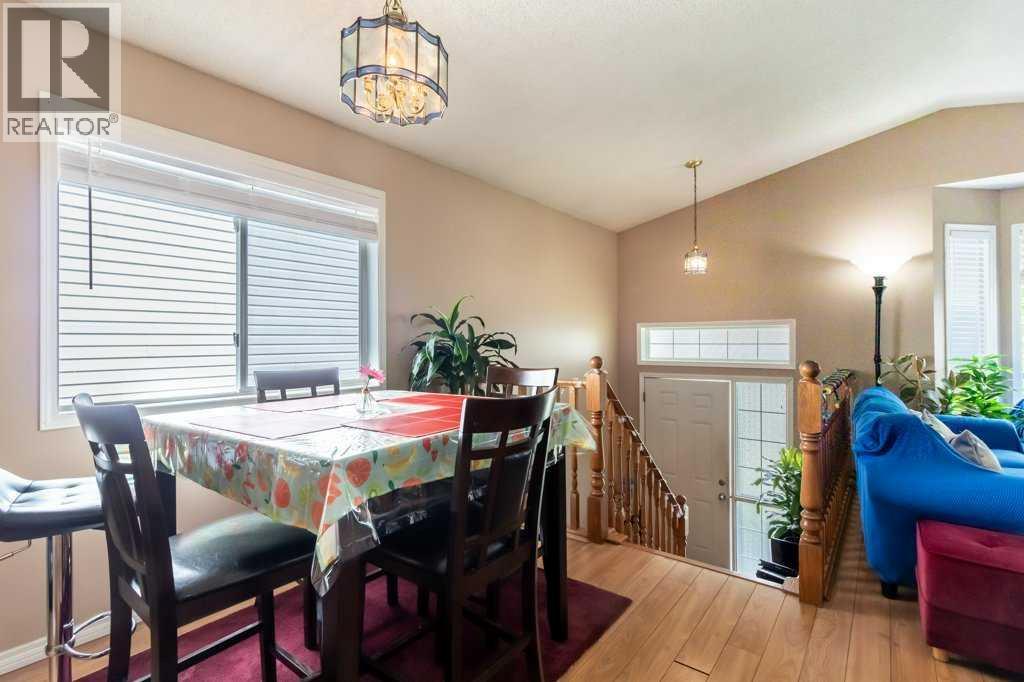 Photo 36 of 126 Martin Crossing Manor Ne, Calgary AB
