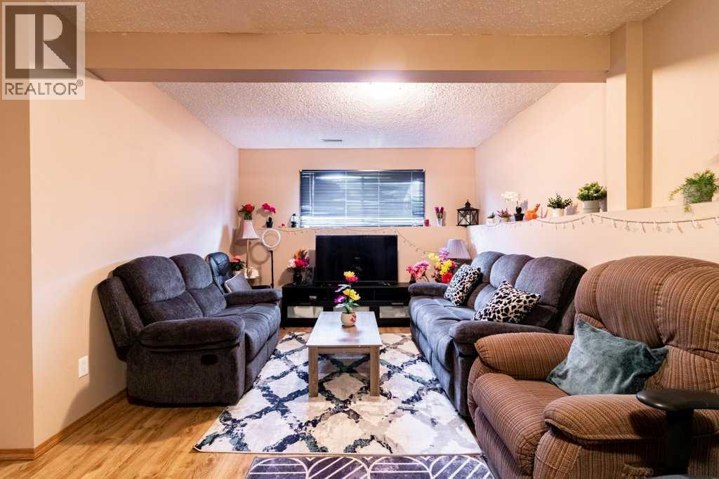 Photo 1 of 126 Martin Crossing Manor Ne, Calgary AB