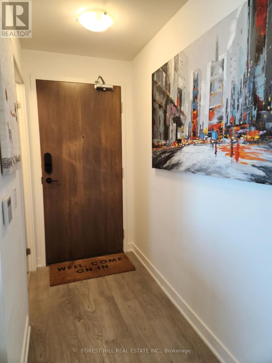 Photo 2 of 205 120 Eagle Rock Way, Vaughan ON