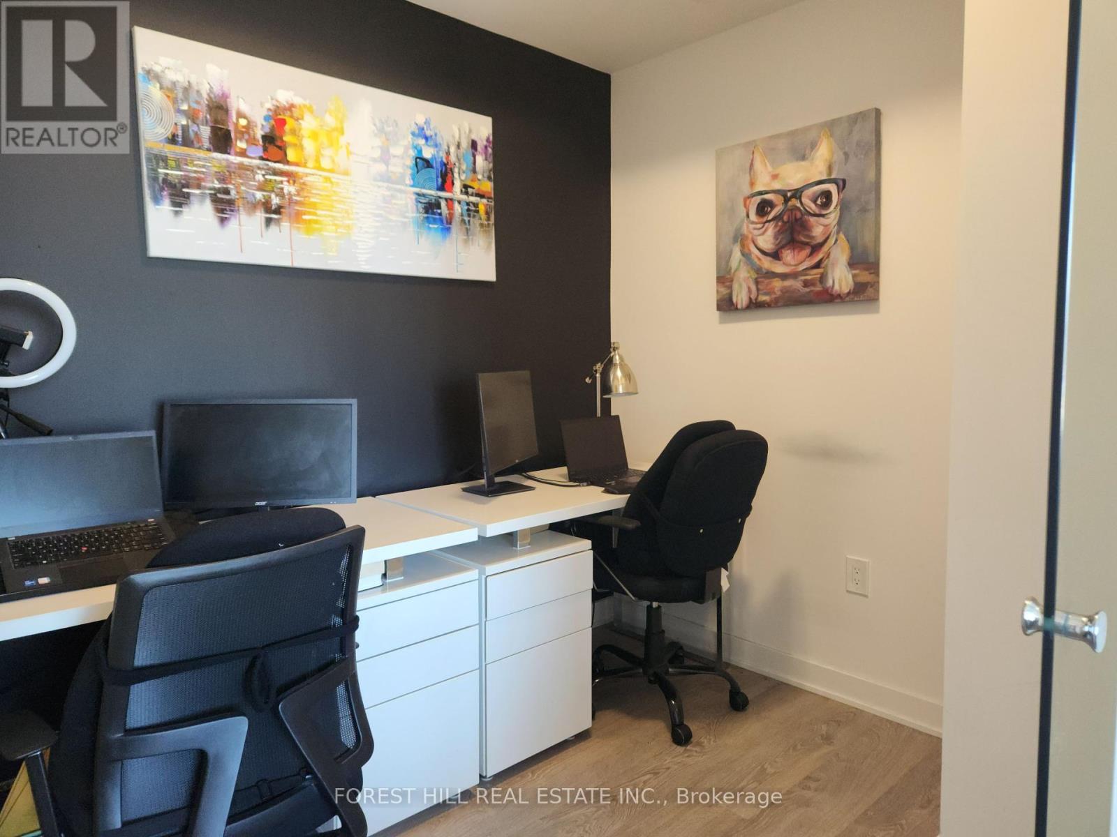 Photo 8 of 205 120 Eagle Rock Way, Vaughan ON