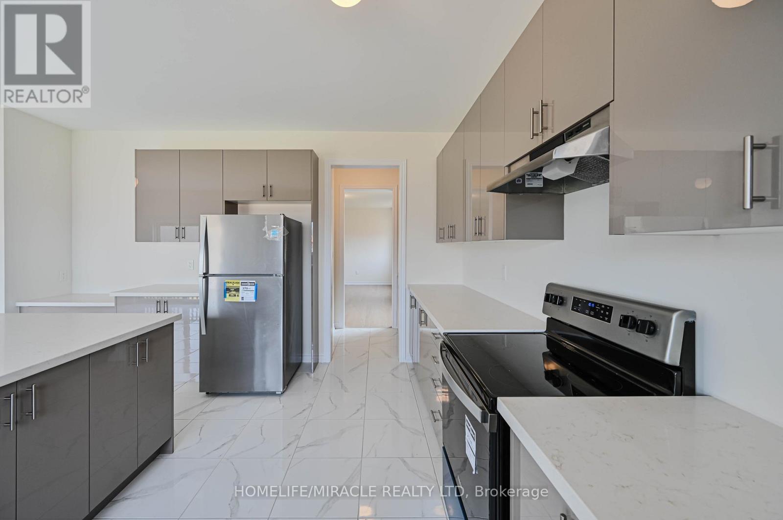 Photo 25 of 1653 Corsal Court, Innisfil ON