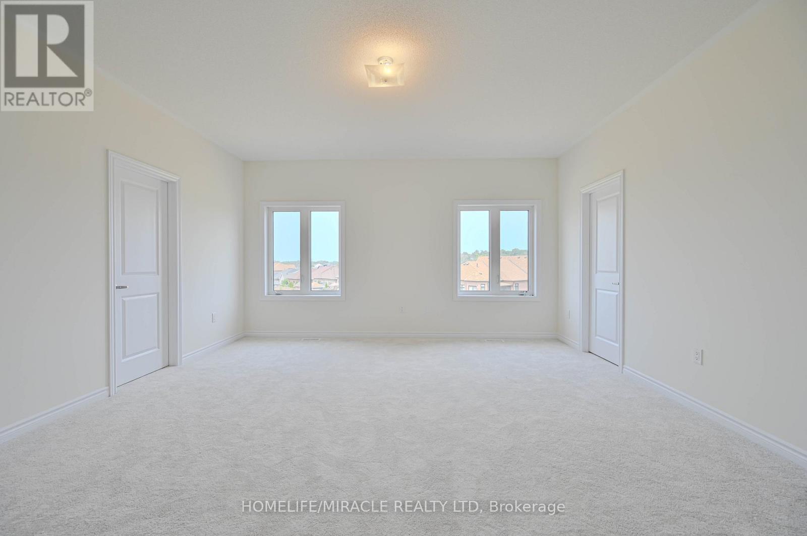 Photo 4 of 1653 Corsal Court, Innisfil ON