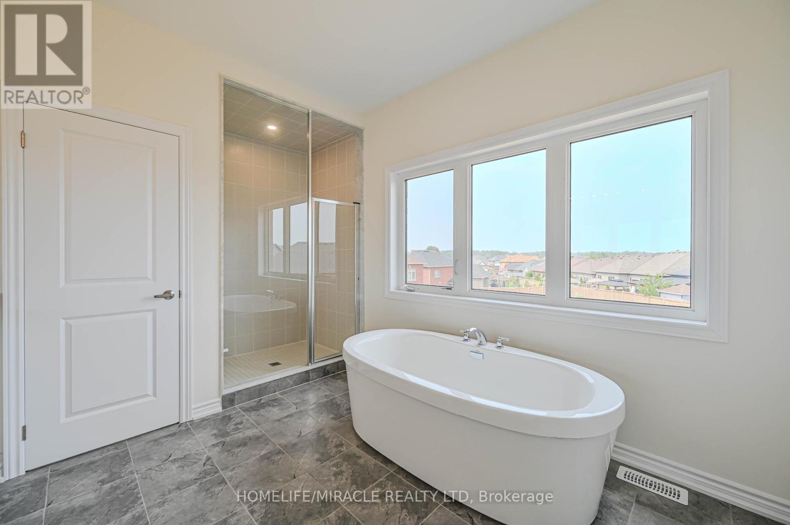 Photo 50 of 1653 Corsal Court, Innisfil ON