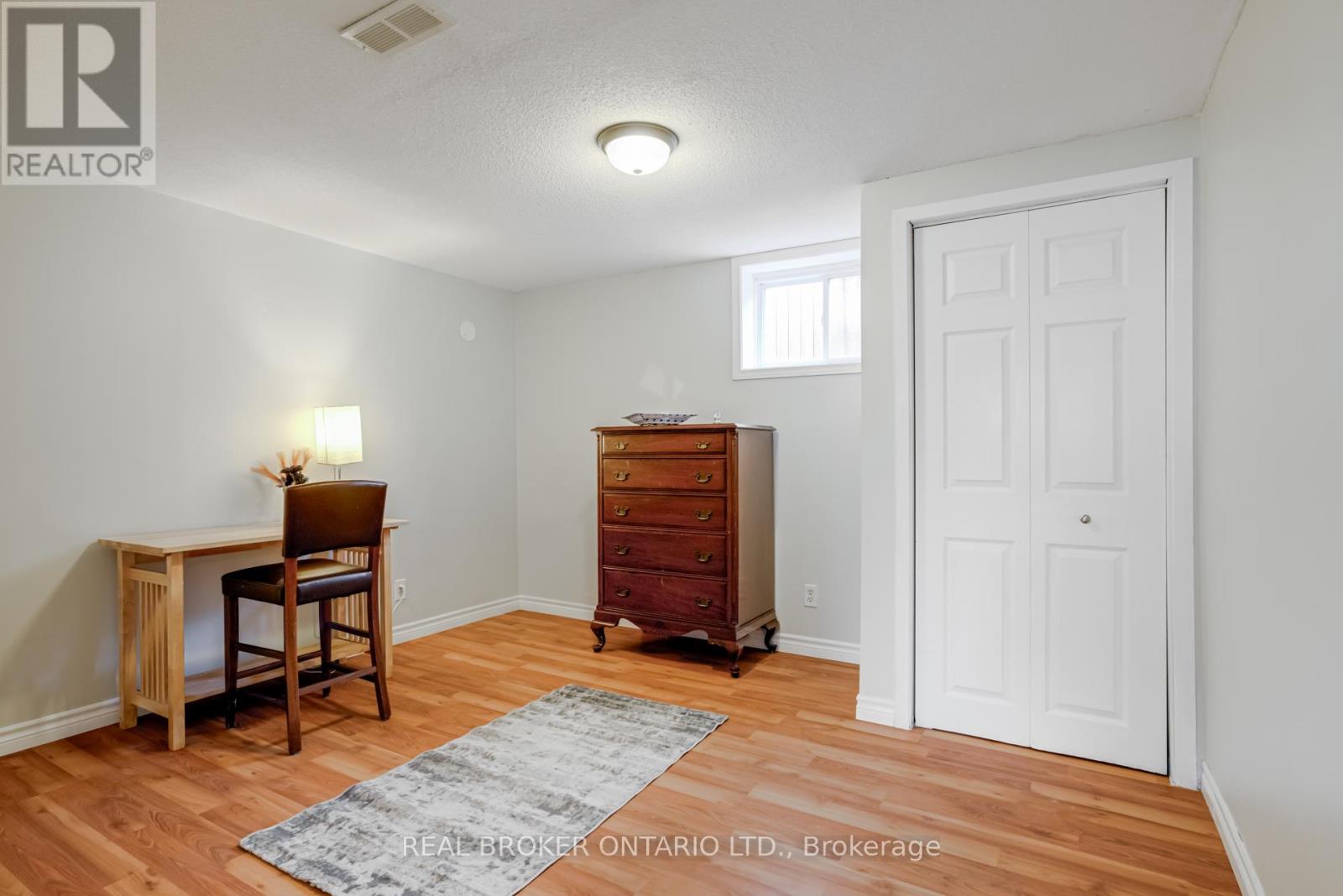 Photo 23 of 50 Epsom Downs Drive, Brampton ON