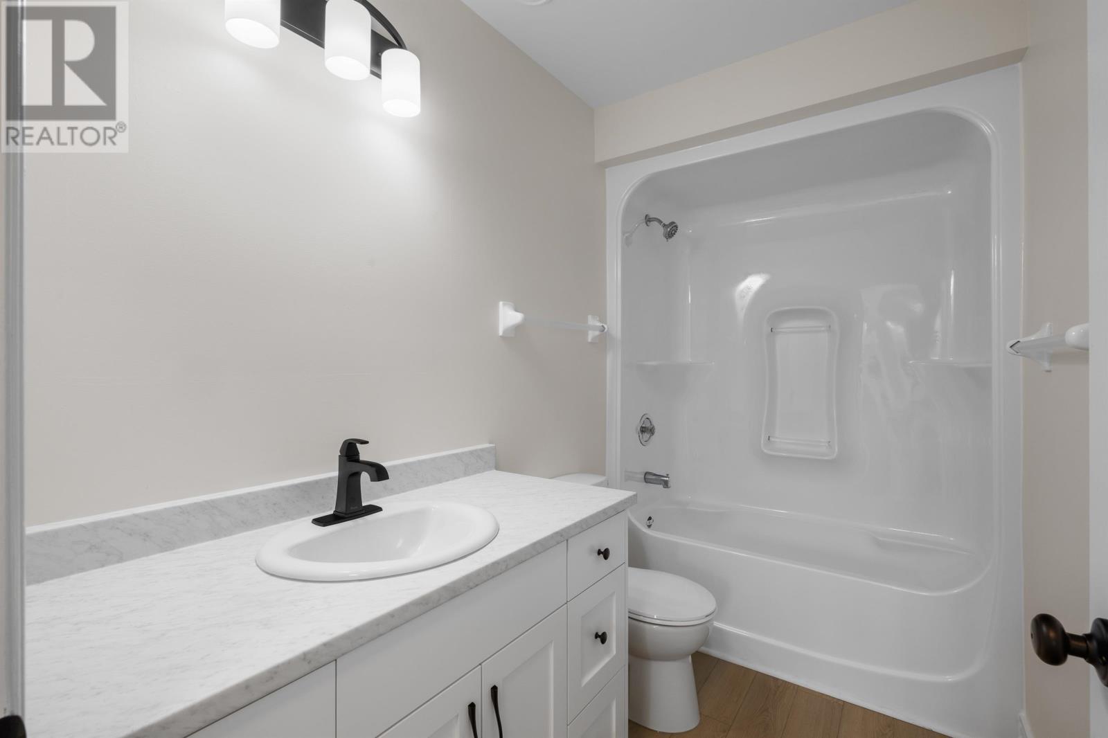 Photo 13 of 11 22 Waterview Heights, Charlottetown PE