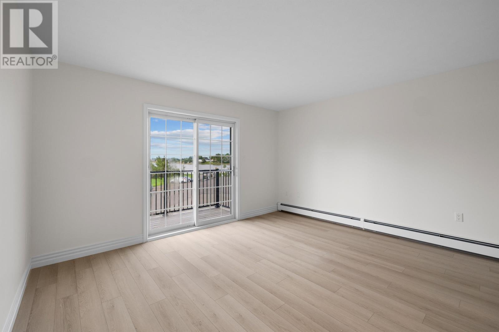 Photo 10 of 11 22 Waterview Heights, Charlottetown PE