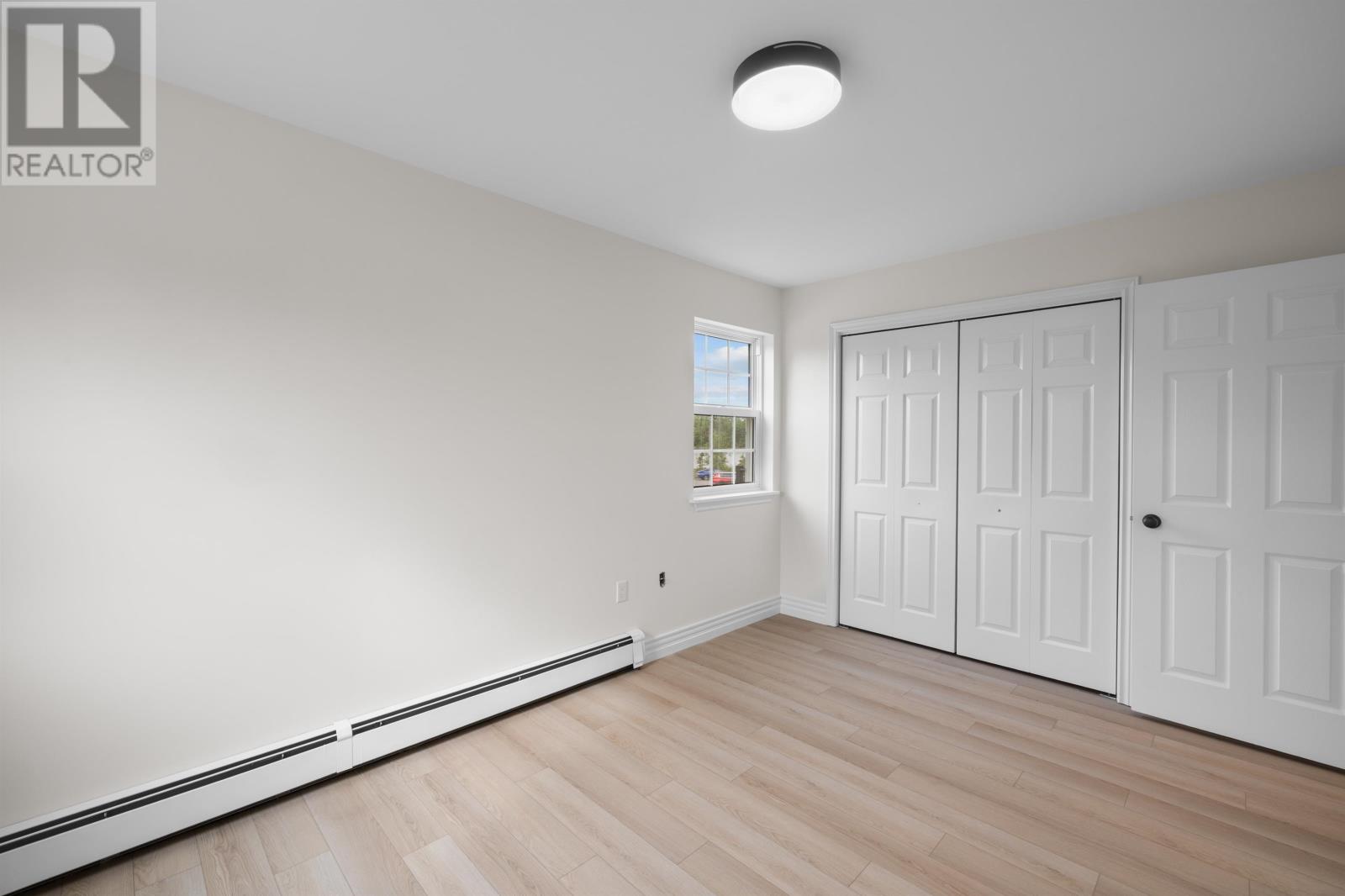 #11 22 WATERVIEW HEIGHTS - 16