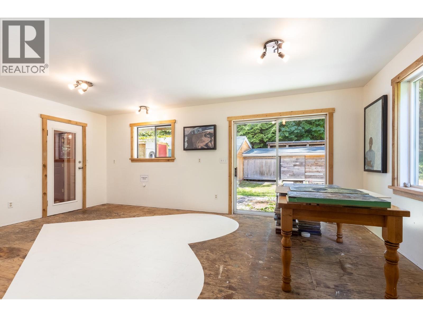 6121 GOLF COURSE ROAD, Sechelt