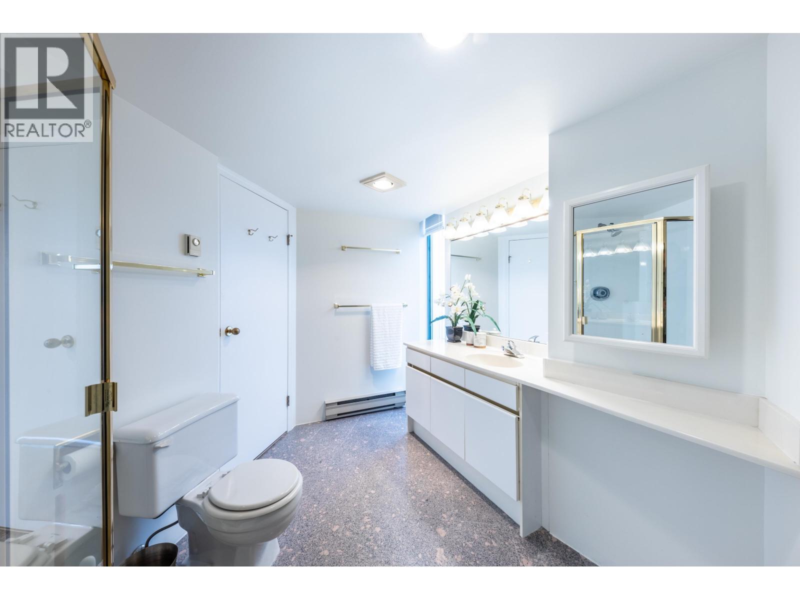Photo 34 of 1407 8 Laguna Court, New Westminster BC