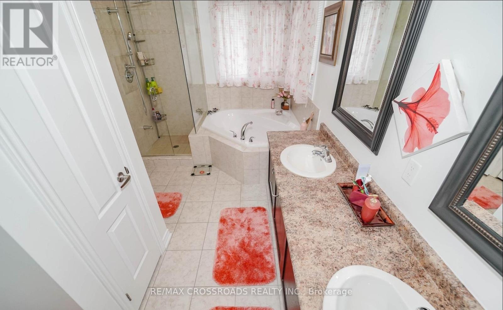 Photo 35 of 1383 Langley Circle, Oshawa ON