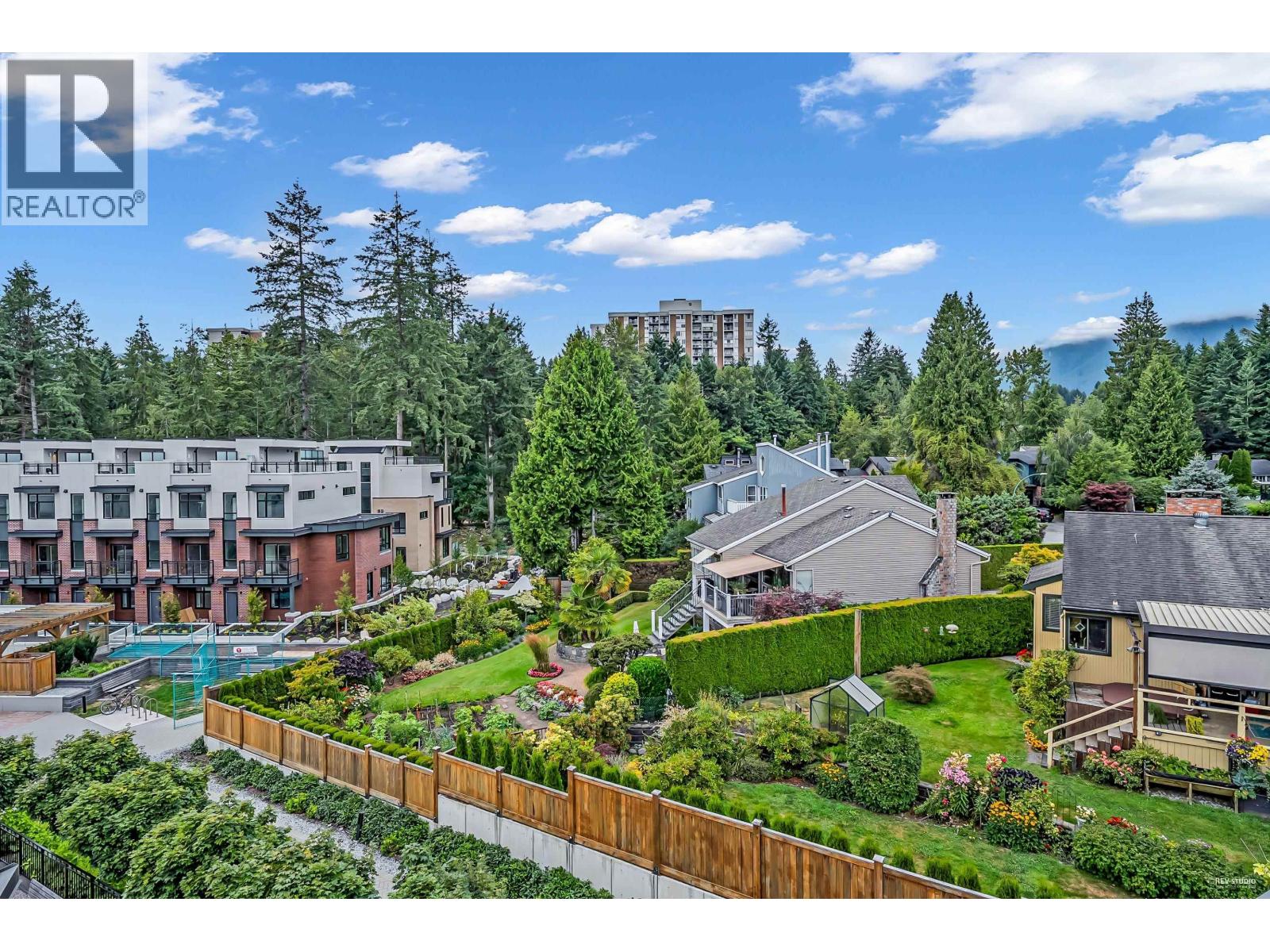 Photo 1 of 261 2035 Glenaire Drive, North Vancouver BC