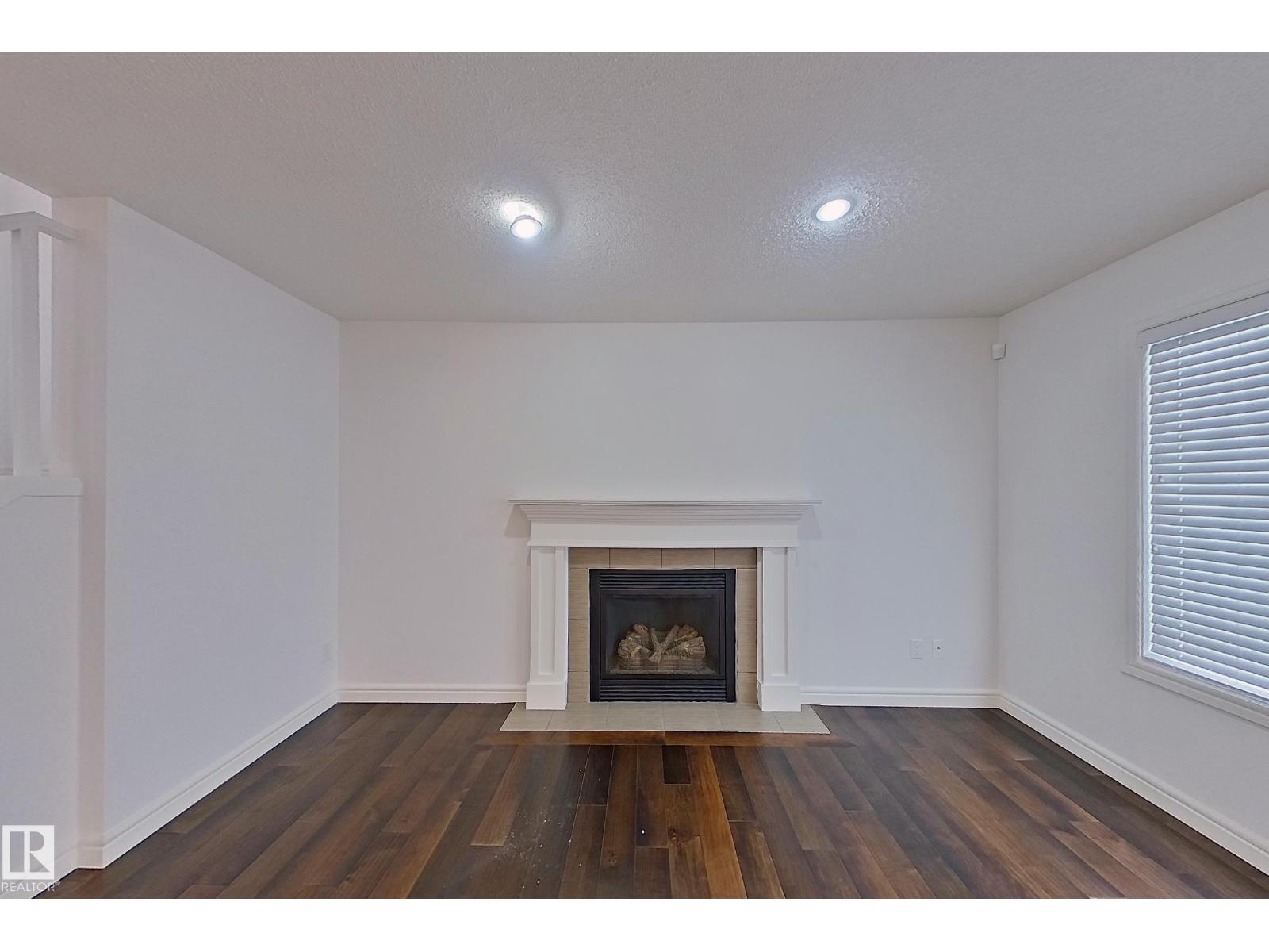 Photo 21 of 1765 28 St Nw, Edmonton AB