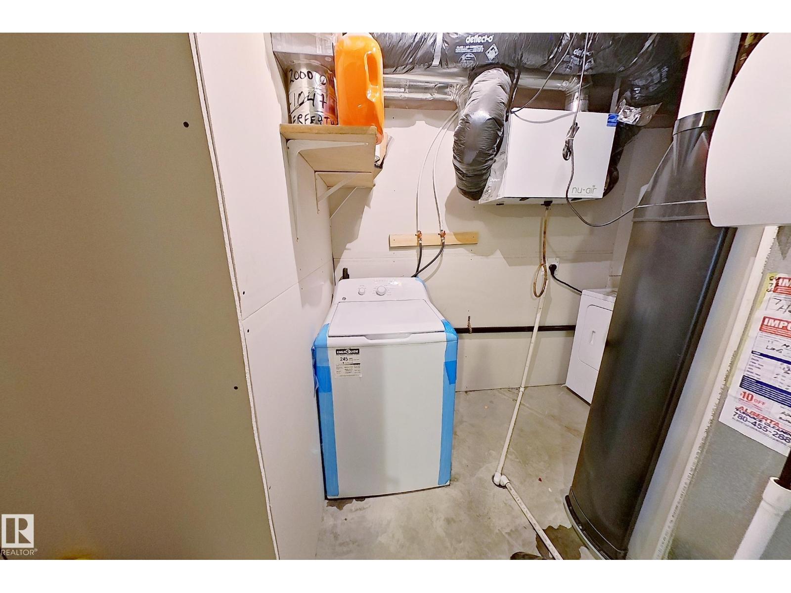 Photo 37 of 1765 28 St Nw, Edmonton AB