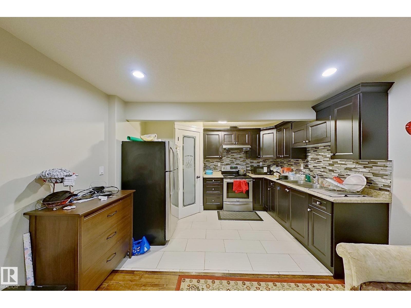 Photo 42 of 1765 28 St Nw, Edmonton AB