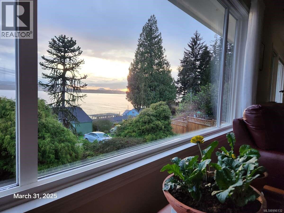 Photo 19 of 367 Pine St, Alert Bay BC